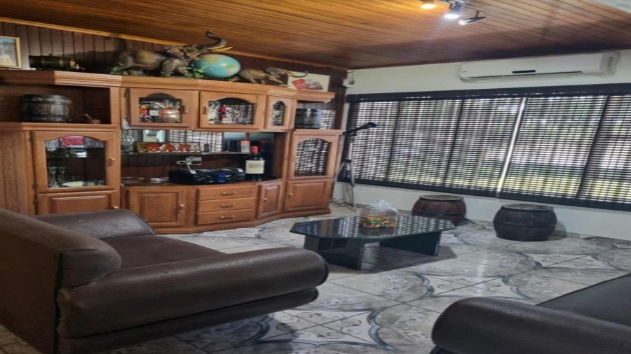 3 Bedroom Property for Sale in Lindequesdrif North West